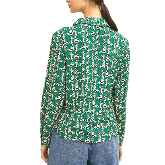 Green Giraffe Print Lapel Collar Shirt, Compania Fantastica, Size Medium - Picture 9 of 9